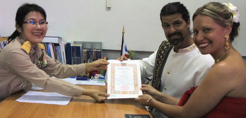 couple at registry office in Chaing Mai